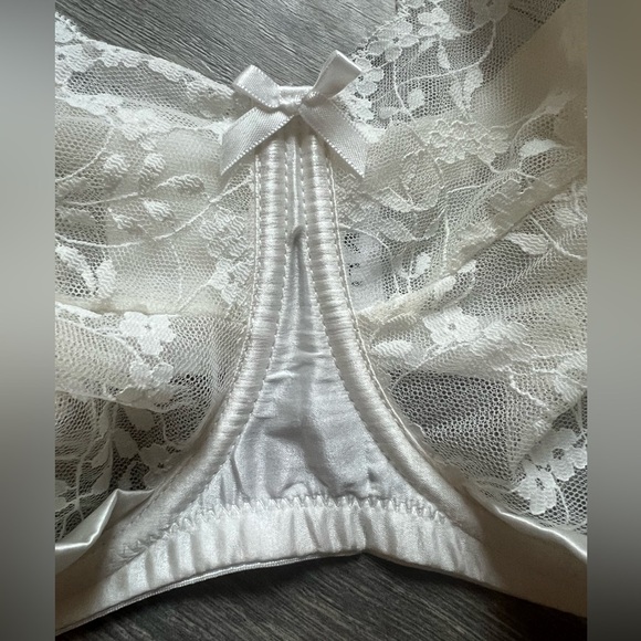 Katherine Hamilton Sophia balconette white lace bra with silk quarter cups 32K - Picture 5 of 9